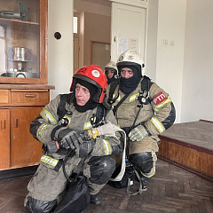Тренировки по эвакуации помогают отработать четкий алгоритм действий в случае пожара