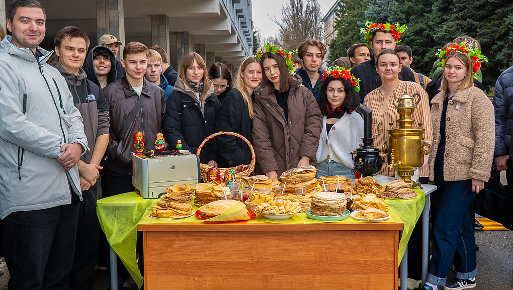 Пахнет солнцем и блинами – нынче Масленица с нами!