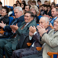 С юбилеем, экономический факультет!