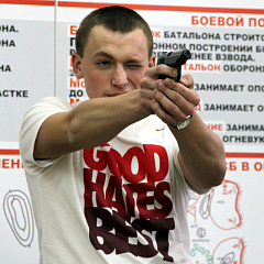 И вновь стрельба, и вновь ученья...