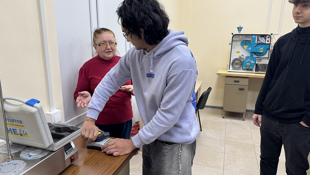 От теории к практике: мастер-класс в ведущем научном центре позволил студентам КубГАУ провести самостоятельные исследования