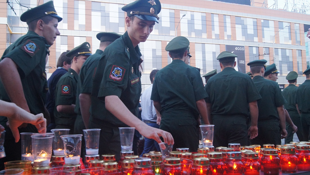 Зажечь свечу памяти