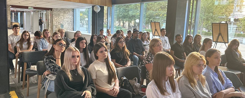 Обсудили архитектурное наследие города