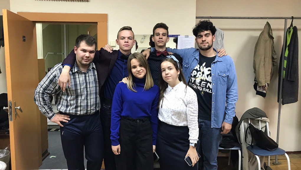 Мы продолжаем КВН