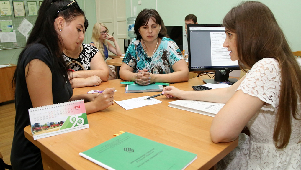 Жаркая пора для поступающих