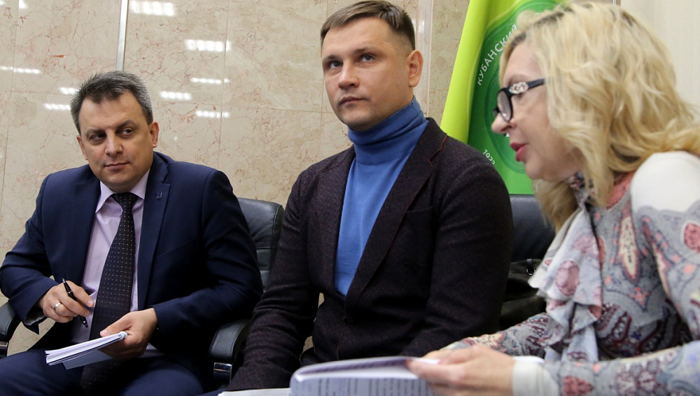 "Мы создаем эскиз будущего России"