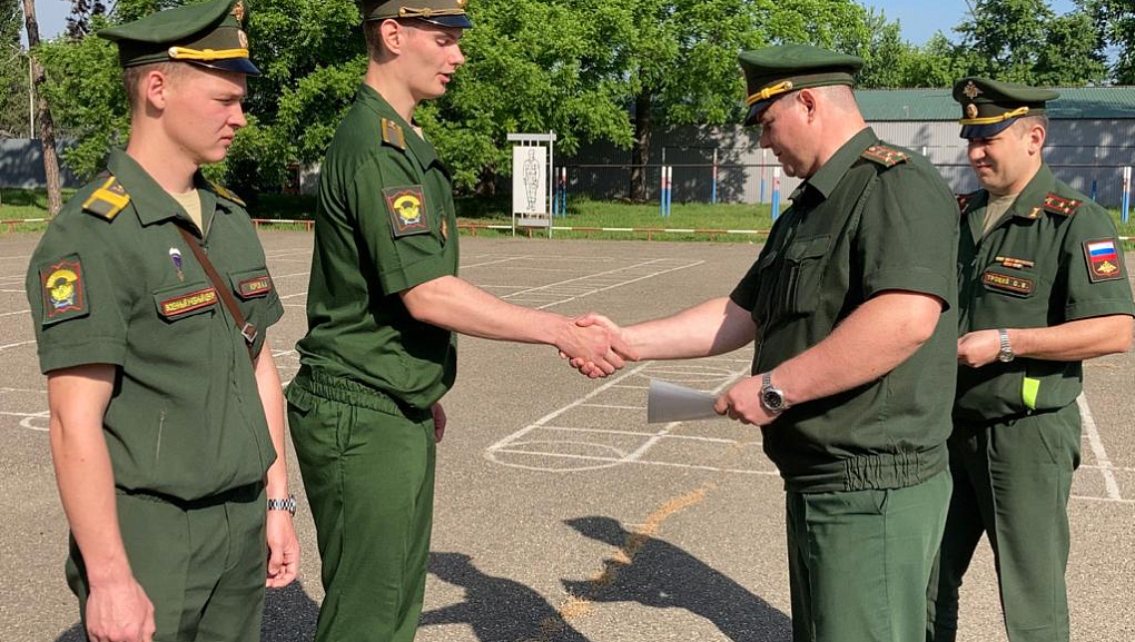 Отметили лучших