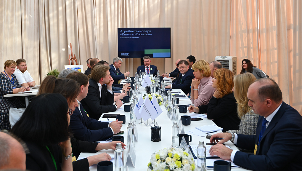 Делегация Кубанского ГАУ приняла участие в выездном совещании главы Минсельхоза РФ в Адыгее