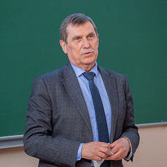 Студенты юридического факультета написали избирательный диктант