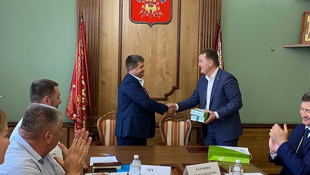 Вице-губернатор Краснодарского края Александр Власов провел рабочую встречу с ректорами университетов, входящих в Ассоциацию казачьих вузов России 