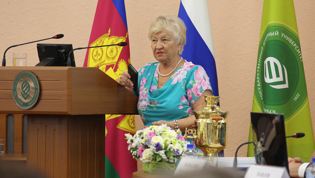 100 лет кафедре почвоведения