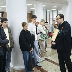 В КубГАУ проводится выставка-беседа «Они среди нас»