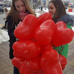 Равнодушных нет 