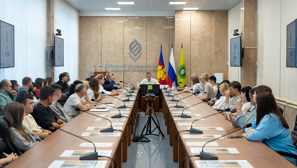 Перелистывая «Страницы жизни»