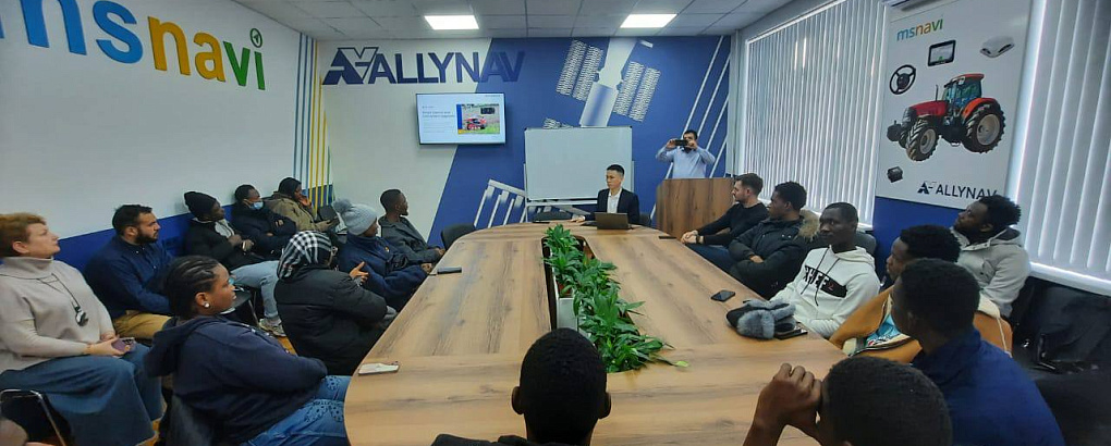 Лекция от зарубежных друзей из Китая обучающимся на подготовительном факультете