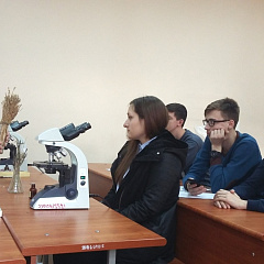 Школьники познакомились с  факультетами защиты растений, агрохимии и почвоведения