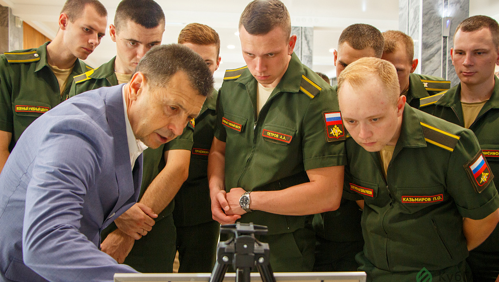 Есть такая профессия… Родину от террористов защищать!  