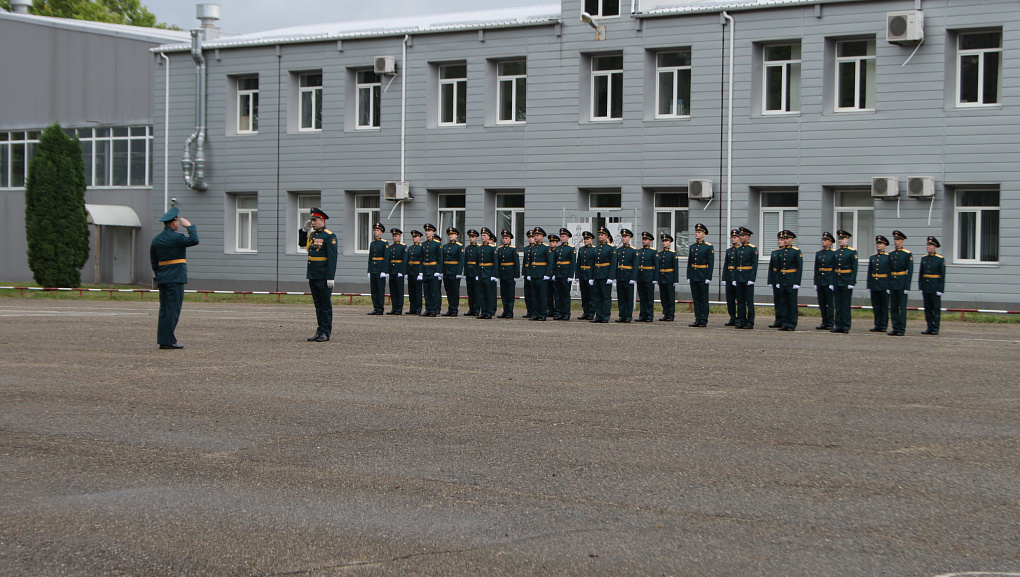 Офицерский выпускной