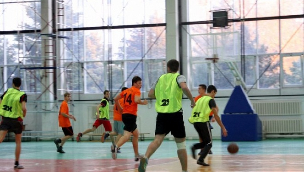Игры первокурсников: баскетбол