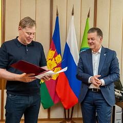 Генеральный директор «Агрокомплекса» Евгений Хворостина удостоен медали КубГАУ