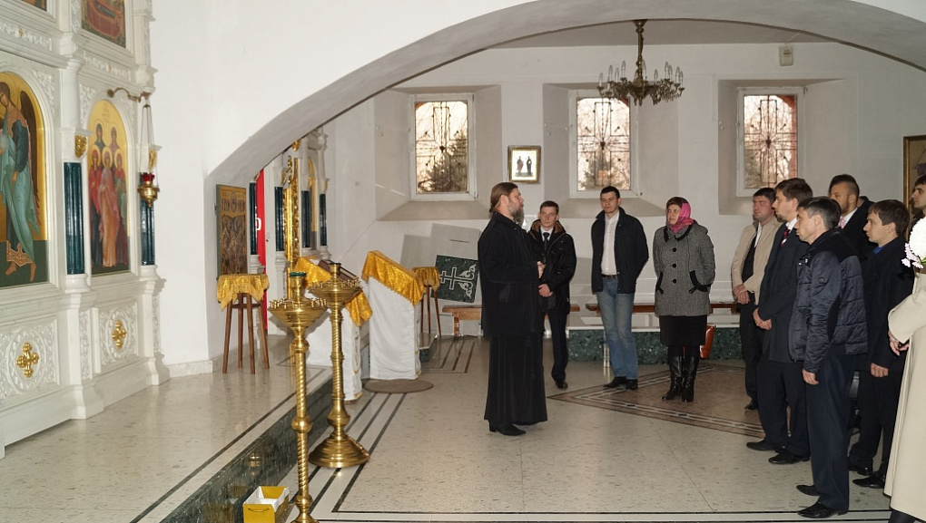 Экскурсия в храм Рождества Христова