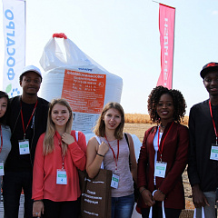 Students of the Faculty of Agrochemistry took part in the field agrotechnological conference