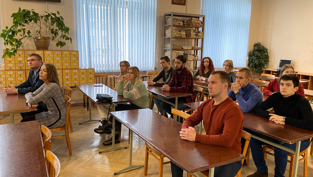 «Служителям Фемиды» посвящается