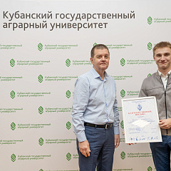 Волонтеры КубГАУ на первом открытом марафоне кубка гвардии по хоккею