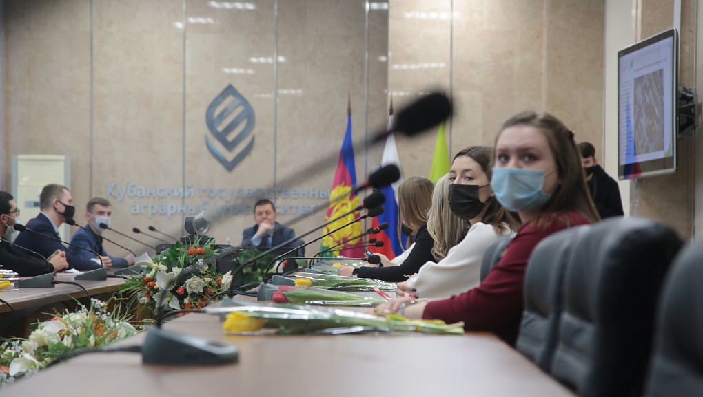 Решаем вопросы вместе! 