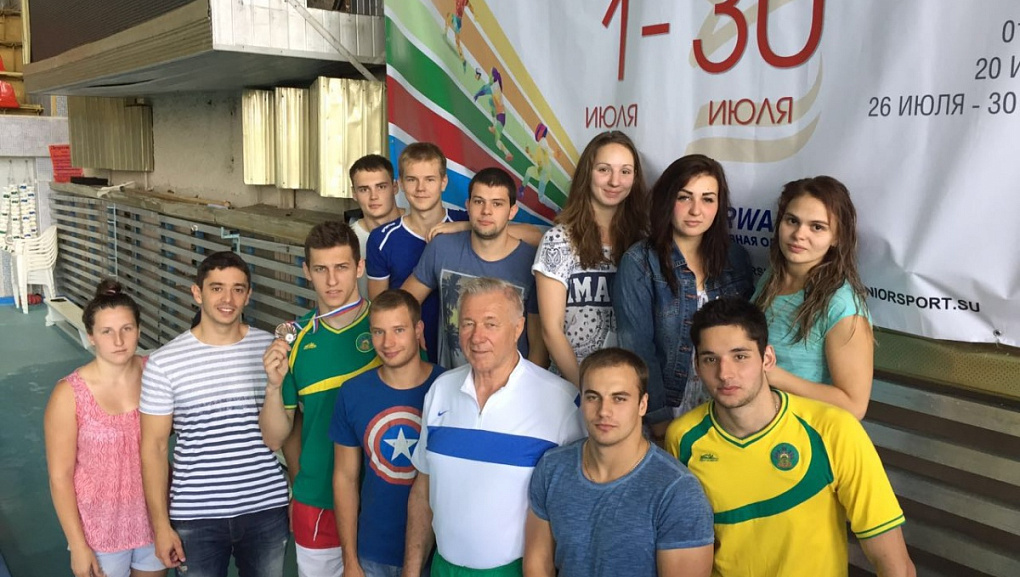 Ведь спорт у нас в крови