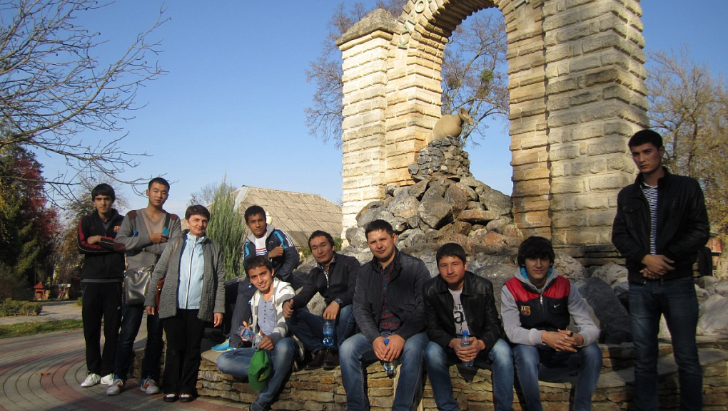 Trip of foreign students to the town of Goryachy Kluch
