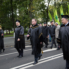 КубГАУ занял первое место на параде чайников