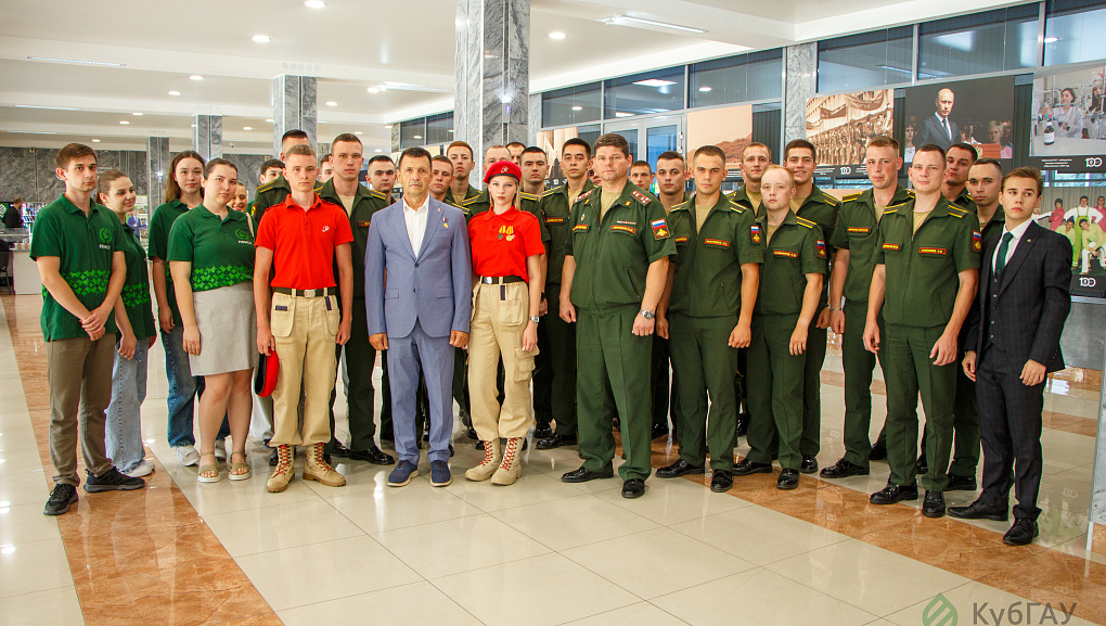 Есть такая профессия… Родину от террористов защищать!  