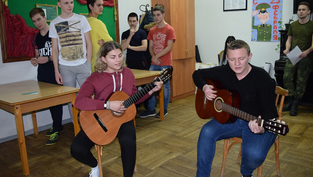 Конкурс «А ну-ка, парни!»