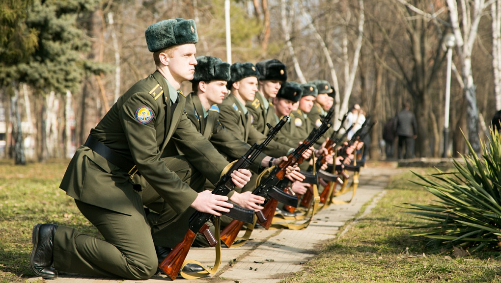 Мы помним… или «Без тыла и линии фронта»