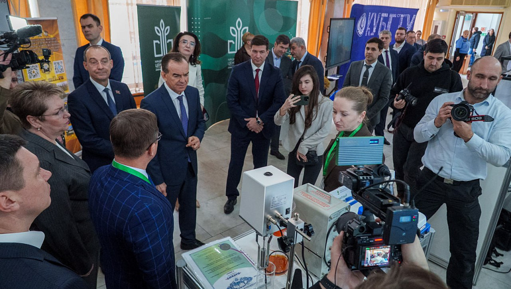 Губернатор Кубани наградил учёных КубГАУ в преддверии Дня российской науки