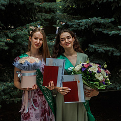 В добрый путь, выпускники!