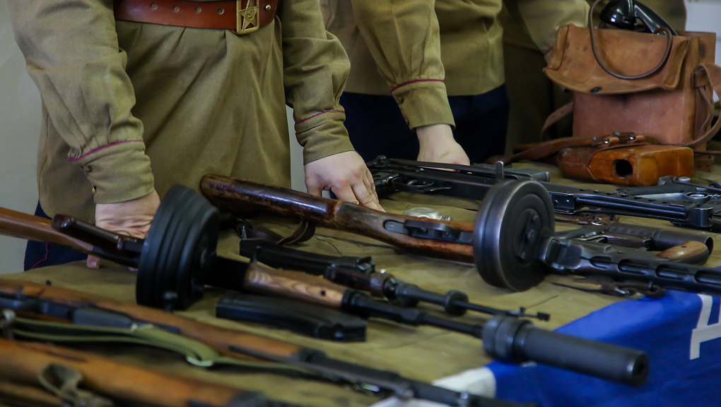 В КубГАУ показали оружие Победы