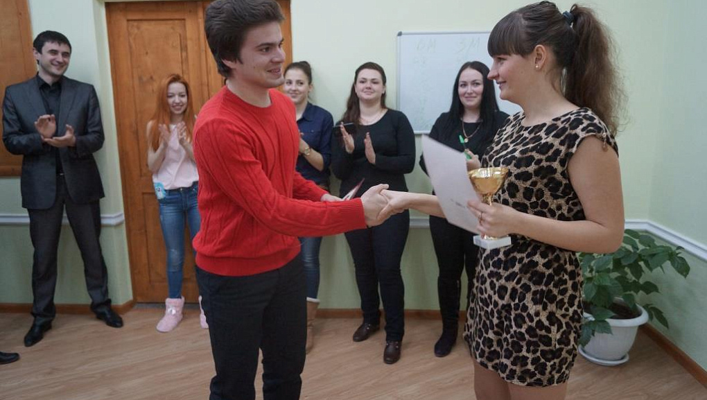 Турнир по дартсу