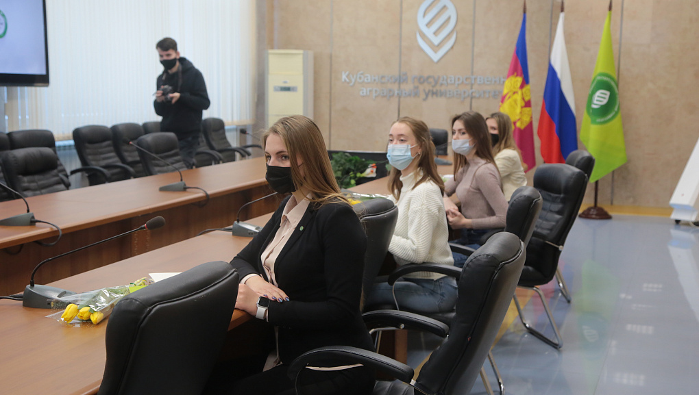 Решаем вопросы вместе! 