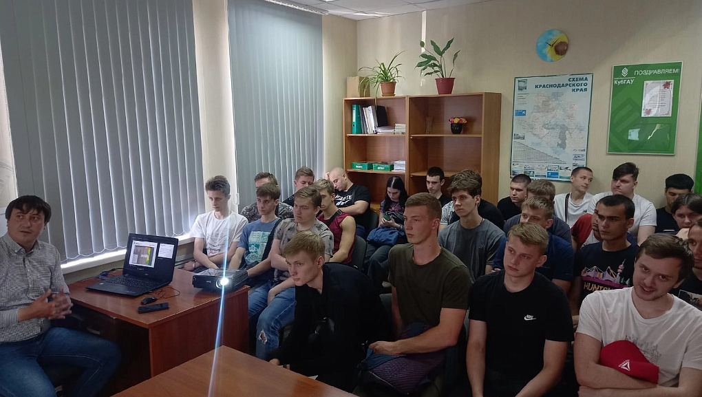 Студенты факультета механизации прошли практику на ведущих предприятиях края