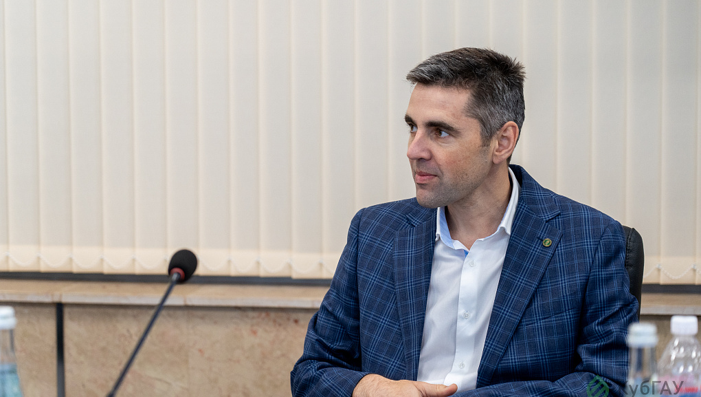 Шаг навстречу