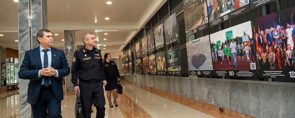 Заместитель главного судебного пристава РФ Юрий Русанов посетил Кубанский ГАУ