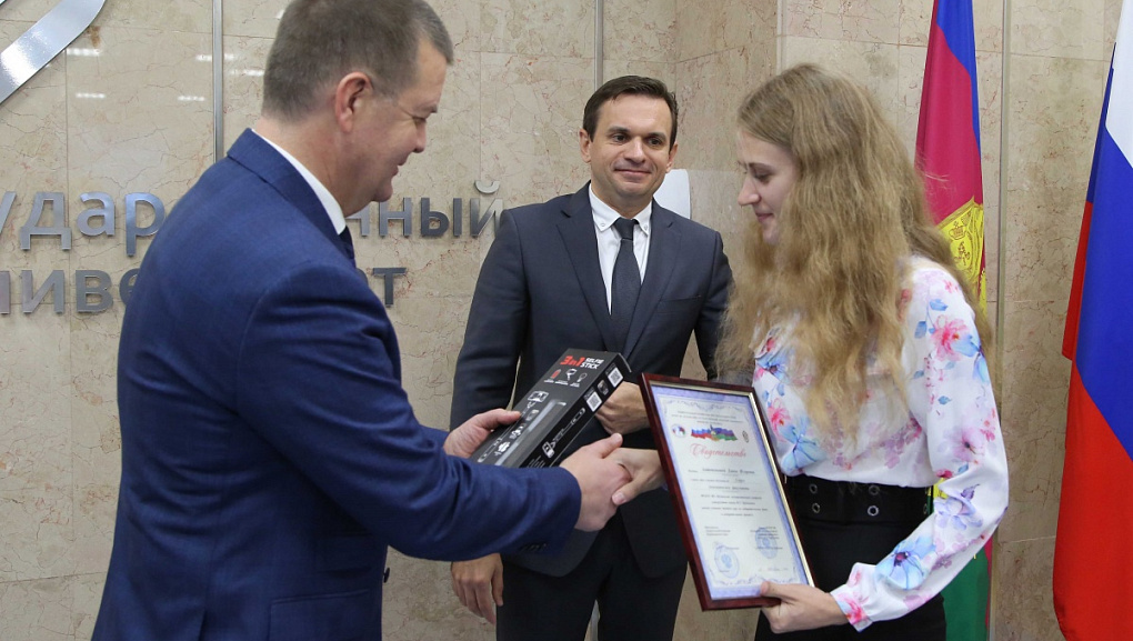 Знатоки избирательного права и процесса