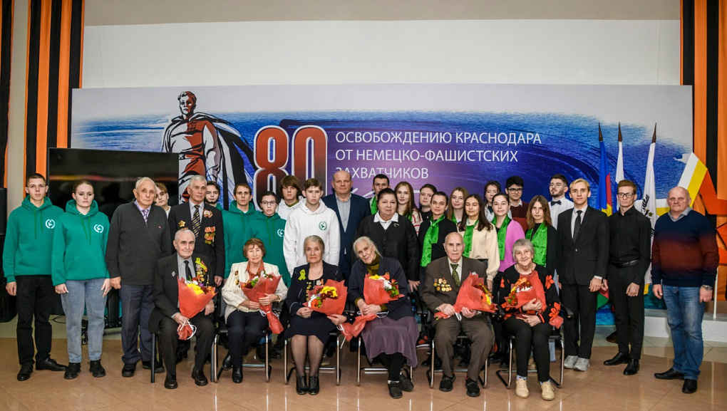 Всё это было, было в Ленинграде!