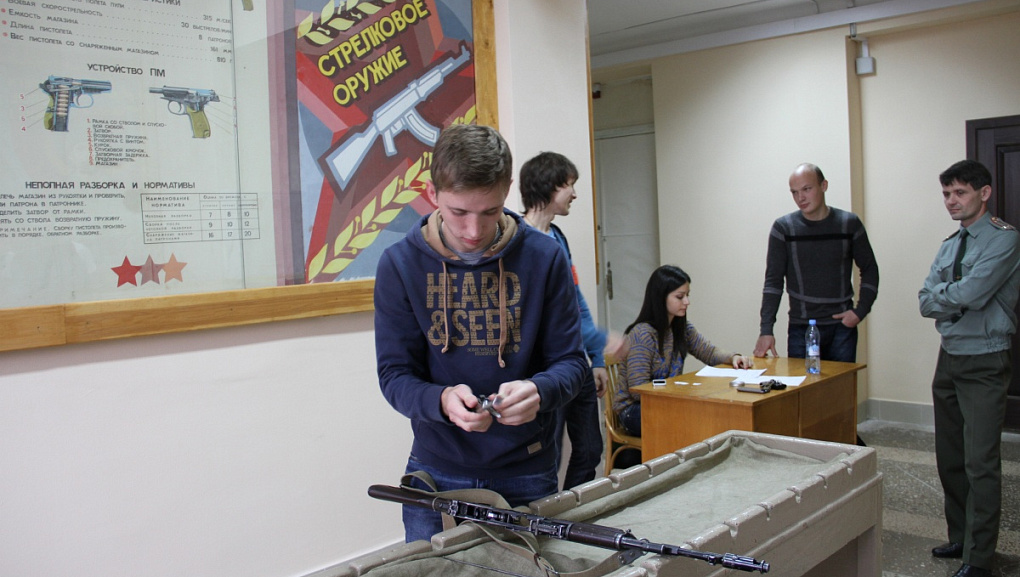 Подготовка к соревнованиям по стрельбе