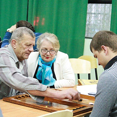Соревнования по игре в нарды