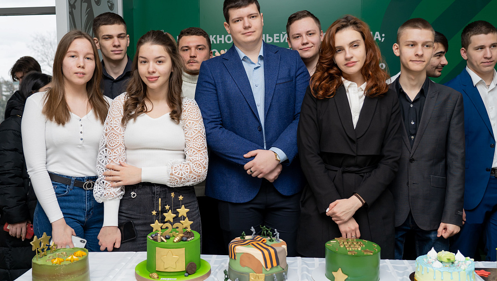 Праздничная акция «Торт герою»