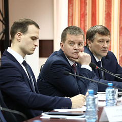 Студенты КубГАУ за круглым столом с губернатором Кубани