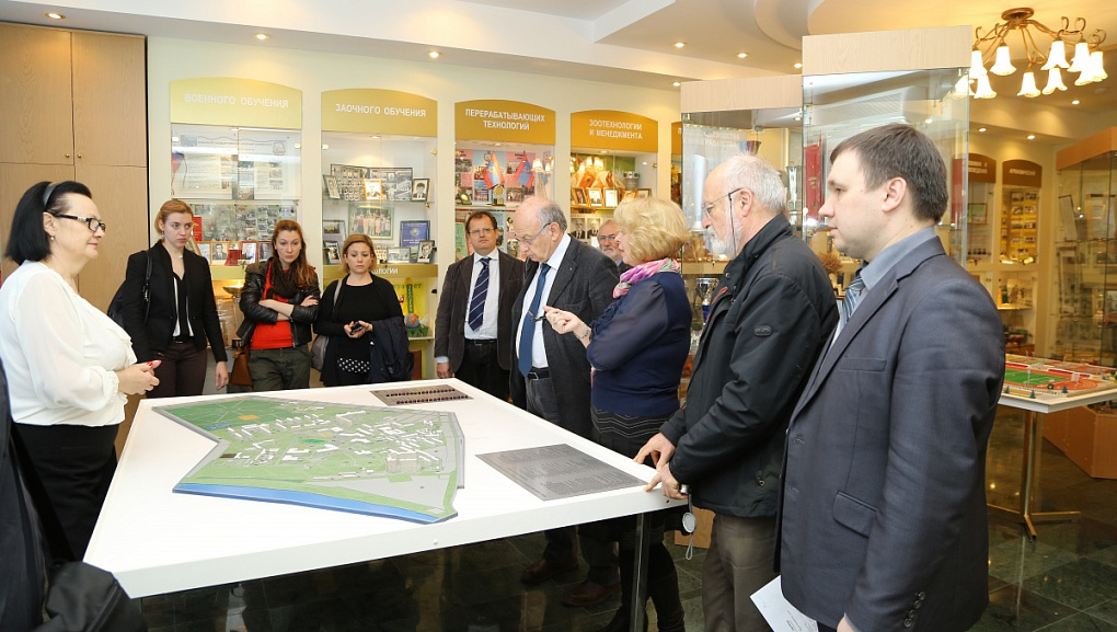 Italian scientists visiting KubSAU